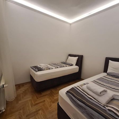 Crown Apartment - Your Most Comfortable Stay Βελιγράδι Εξωτερικό φωτογραφία