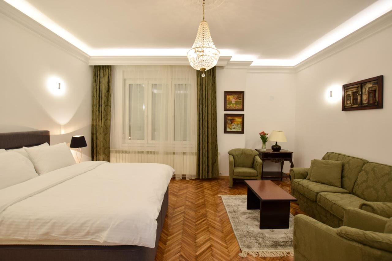Crown Apartment - Your Most Comfortable Stay Βελιγράδι Εξωτερικό φωτογραφία
