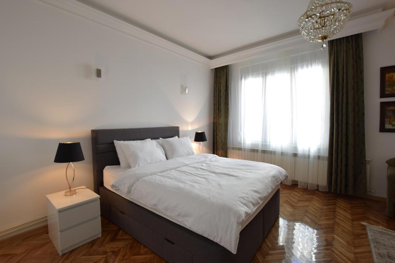 Crown Apartment - Your Most Comfortable Stay Βελιγράδι Εξωτερικό φωτογραφία